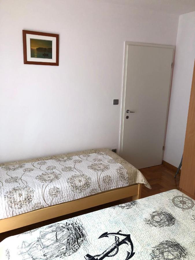 Vito & Rocco Apartment Malinska Εξωτερικό φωτογραφία